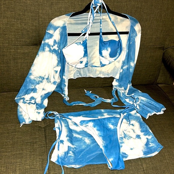 NEW! Hot Bikini set - Picture 4 of 5